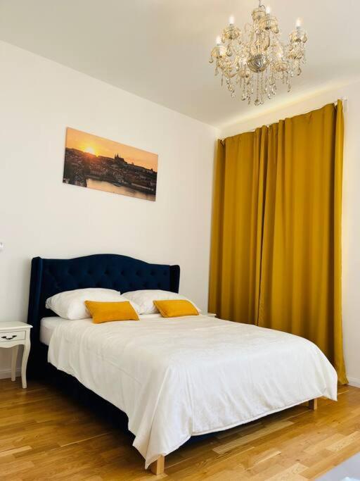 Apartment Royal Historical In Center *